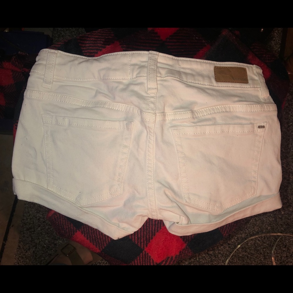 NWOT Garage white jean shorts - Picture 3 of 3